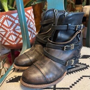 Freebird by Steven Black and Brown Ankle Boots